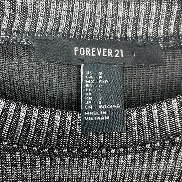 Forever 21 Metallic Silver Gray Long Sleeve Crop S - Picture 9 of 10